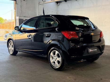 CHEVROLET Onix Hatch 1.4 4P FLEX LT, Foto 7