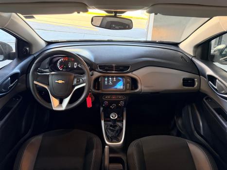 CHEVROLET Onix Hatch 1.4 4P FLEX LT, Foto 12