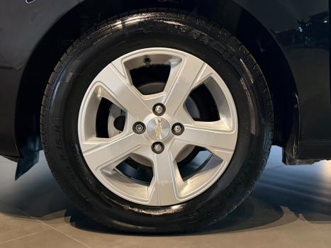 CHEVROLET Onix Hatch 1.4 4P FLEX LT, Foto 6