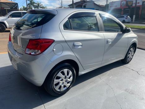 CHEVROLET Onix Hatch 1.0 4P FLEX LS, Foto 5
