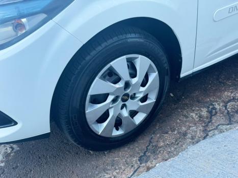 CHEVROLET Onix Hatch 1.4 4P FLEX LT, Foto 4