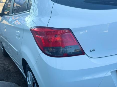 CHEVROLET Onix Hatch 1.4 4P FLEX LT, Foto 5