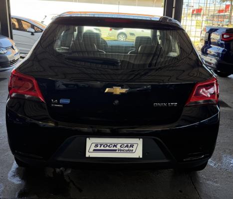 CHEVROLET Onix Hatch 1.4 4P FLEX LTZ, Foto 4