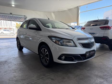 CHEVROLET Onix Hatch 1.4 4P FLEX LTZ, Foto 2