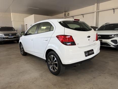 CHEVROLET Onix Hatch 1.4 4P FLEX LTZ, Foto 6