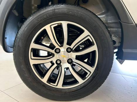 CHEVROLET Onix Hatch 1.4 4P FLEX ACTIV AUTOM�TICO, Foto 14