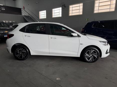 CHEVROLET Onix Hatch 1.0 4P FLEX LT2, Foto 4
