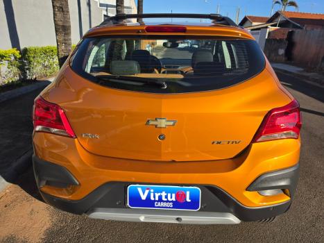 CHEVROLET Onix Hatch 1.4 4P FLEX ACTIV AUTOM�TICO, Foto 5
