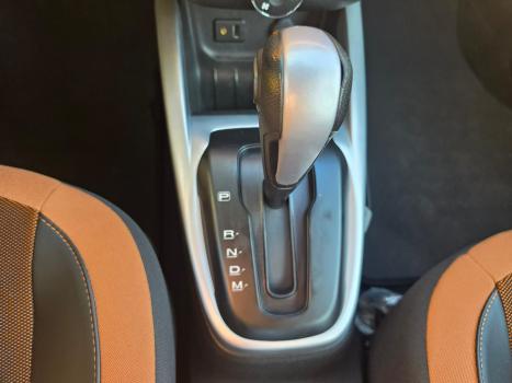 CHEVROLET Onix Hatch 1.4 4P FLEX ACTIV AUTOM�TICO, Foto 13