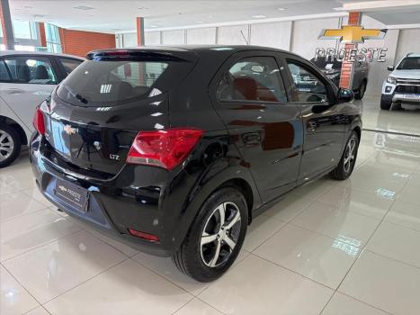 CHEVROLET Onix Hatch 1.4 4P FLEX LTZ, Foto 9
