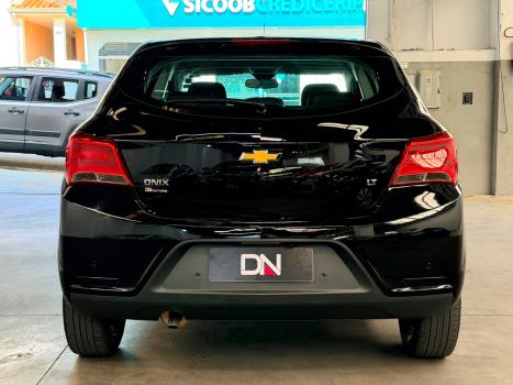 CHEVROLET Onix Hatch 1.0 12V 4P FLEX LT, Foto 6