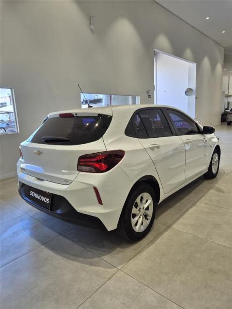 CHEVROLET Onix Hatch 1.0 4P FLEX LT, Foto 4