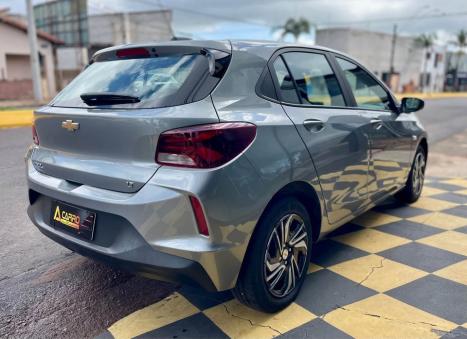 CHEVROLET Onix Hatch 1.0 4P FLEX LT2, Foto 4