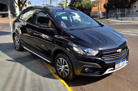CHEVROLET Onix Hatch 1.4 4P FLEX ACTIV, Foto 6