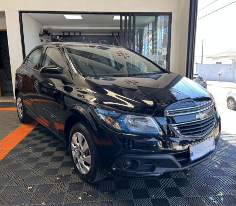 CHEVROLET Onix Hatch 1.4 4P FLEX LT, Foto 2