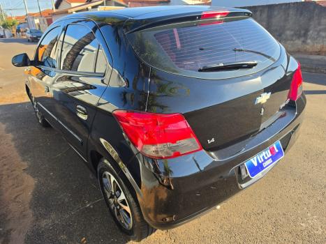 CHEVROLET Onix Hatch 1.4 4P FLEX LTZ, Foto 3