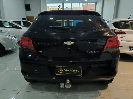 CHEVROLET Onix Hatch 1.4 4P FLEX LTZ AUTOM�TICO, Foto 4