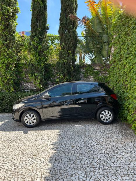 CHEVROLET Onix Hatch 1.0 4P FLEX LS, Foto 3