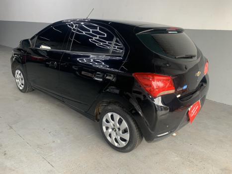 CHEVROLET Onix Hatch 1.4 4P FLEX LT, Foto 5