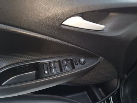 CHEVROLET Onix Hatch 1.0 12V 4P FLEX PLUS PREMIER MIDNIGHT TURBO AUTOM�TICO, Foto 10