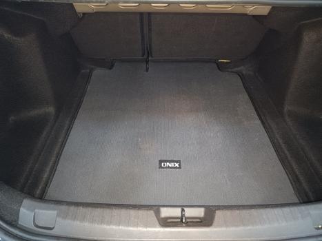 CHEVROLET Onix Hatch 1.0 12V 4P FLEX PLUS PREMIER MIDNIGHT TURBO AUTOM�TICO, Foto 19