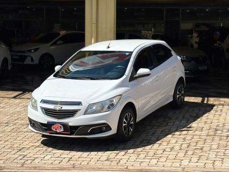 CHEVROLET Onix Hatch 1.0 4P FLEX LT, Foto 1