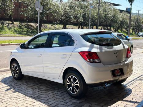 CHEVROLET Onix Hatch 1.0 4P FLEX LT, Foto 4