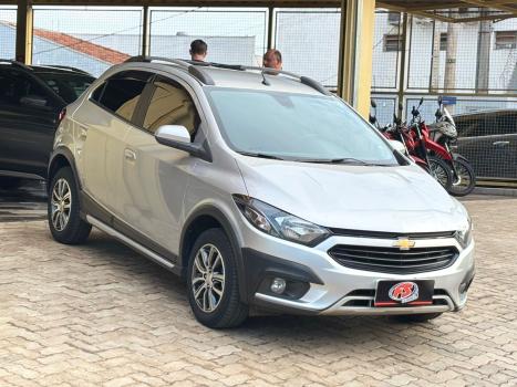 CHEVROLET Onix Hatch 1.4 4P FLEX ACTIV AUTOM�TICO, Foto 3