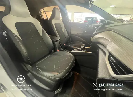 CHEVROLET Onix Hatch 1.0 12V 4P FLEX PREMIER TURBO AUTOM�TICO, Foto 8