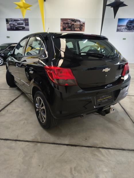 CHEVROLET Onix Hatch 1.4 4P FLEX LTZ AUTOM�TICO, Foto 9