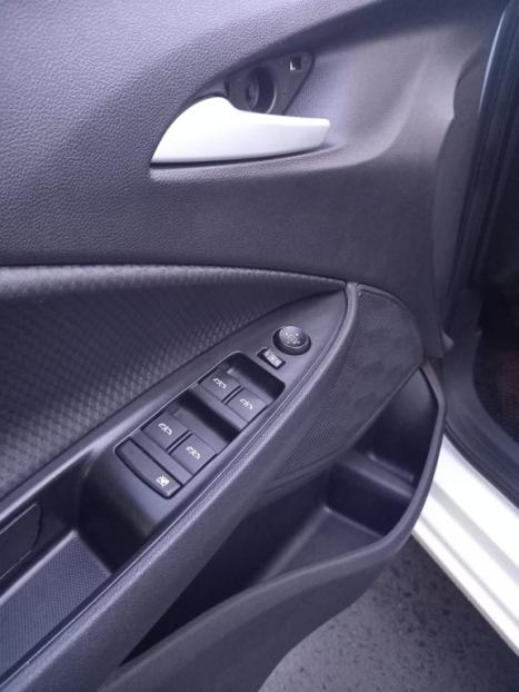 CHEVROLET Onix Hatch 1.0 4P FLEX LT2, Foto 9