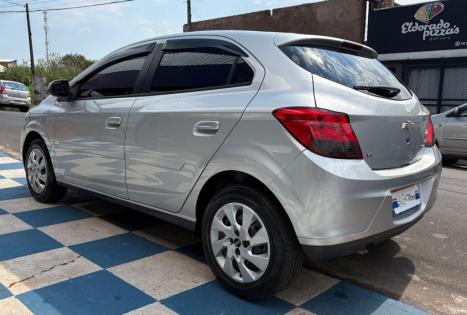 CHEVROLET Onix Hatch 1.4 4P FLEX LT, Foto 4
