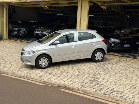 CHEVROLET Onix Hatch 1.0 4P FLEX LS, Foto 2