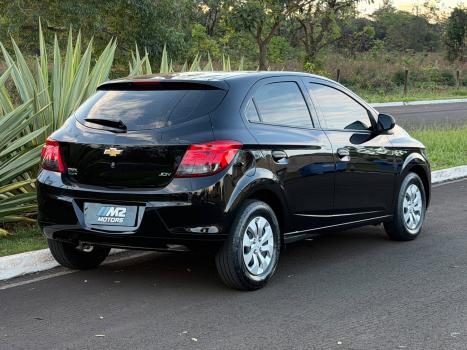 CHEVROLET Onix Hatch 1.0 4P FLEX JOY BLACK, Foto 3