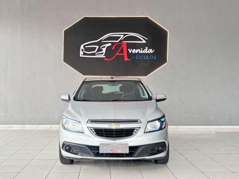CHEVROLET Onix Hatch 1.4 4P FLEX LT, Foto 2