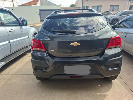 CHEVROLET Onix Hatch 1.4 4P FLEX ACTIV AUTOMÁTICO, Foto 2