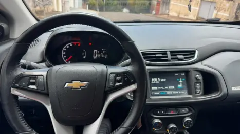 CHEVROLET Onix Hatch 1.4 4P FLEX ACTIV AUTOMÁTICO, Foto 8