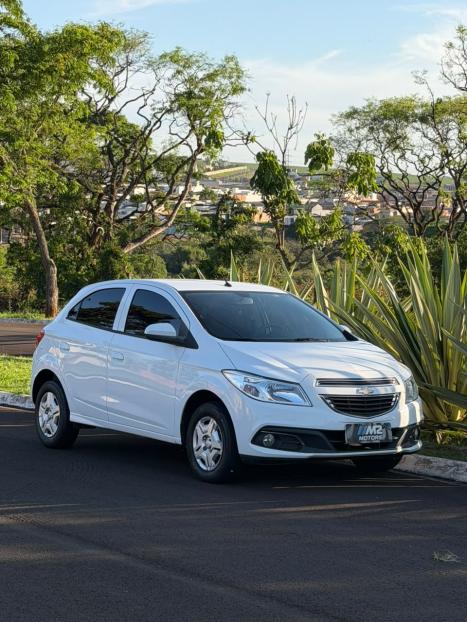 CHEVROLET Onix Hatch 1.0 4P FLEX LT, Foto 2