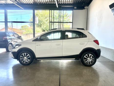 CHEVROLET Onix Hatch 1.4 4P FLEX ACTIV AUTOMÁTICO, Foto 6