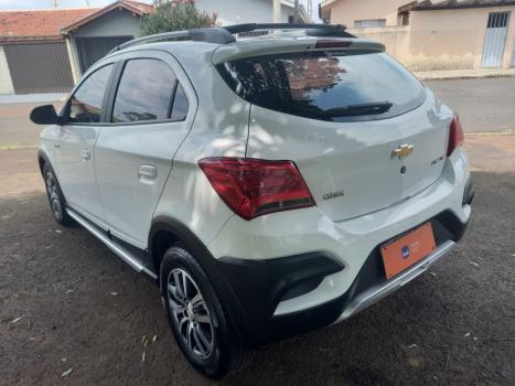 CHEVROLET Onix Hatch 1.4 4P FLEX ACTIV, Foto 6