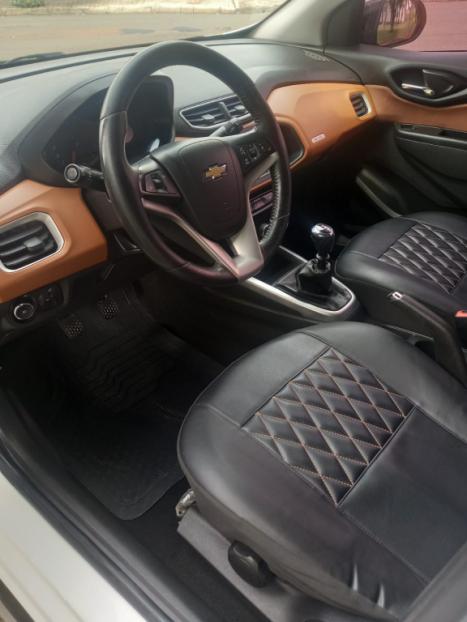 CHEVROLET Onix Hatch 1.4 4P FLEX ACTIV, Foto 8