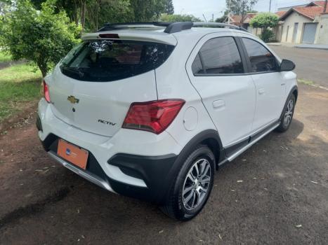CHEVROLET Onix Hatch 1.4 4P FLEX ACTIV, Foto 14