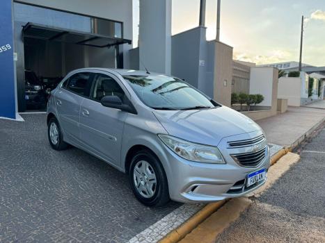 CHEVROLET Onix Sedan 1.0 4P FLEX LT, Foto 1