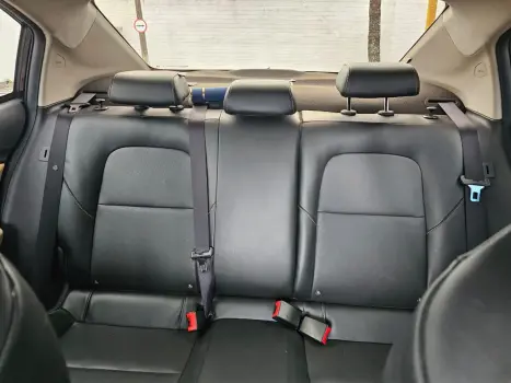 CHEVROLET Onix Sedan 1.0 12V 4P FLEX PREMIER PLUS TURBO AUTOM�TICO, Foto 8