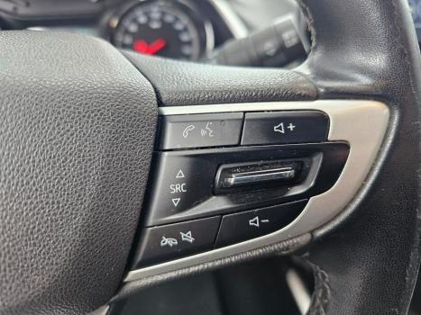 CHEVROLET Onix Sedan 1.0 12V 4P FLEX PREMIER PLUS TURBO AUTOM�TICO, Foto 16