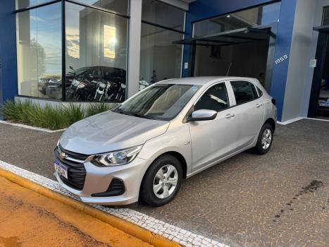 CHEVROLET Onix Sedan 1.0 4P FLEX LT, Foto 2