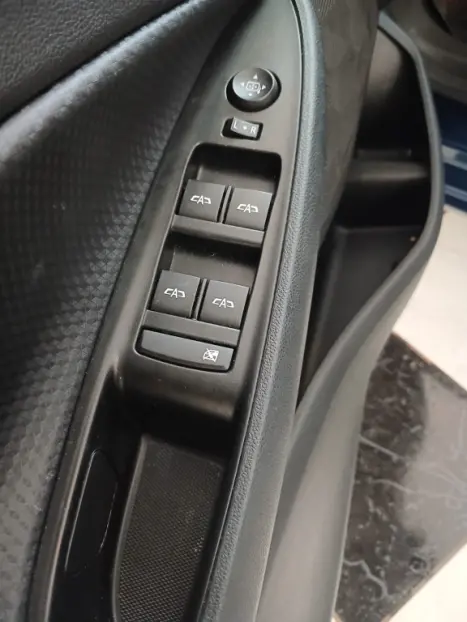 CHEVROLET Onix Sedan 1.0 12V 4P FLEX LTZ PLUS TURBO AUTOM�TICO, Foto 14