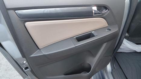 CHEVROLET S10 2.8 12V HIGH COUNTRY CABINE DUPLA 4X4 TURBO DIESEL AUTOM�TICO, Foto 9