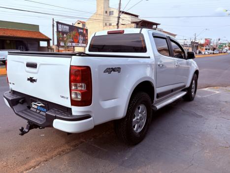 CHEVROLET S10 2.8 16V LT CABINE DUPLA 4X4 TURBO DIESEL AUTOMTICO, Foto 4