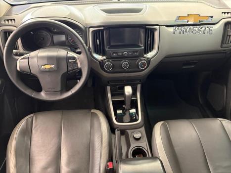 CHEVROLET S10 2.8 16V LT CABINE DUPLA 4X4 TURBO DIESEL AUTOMTICO, Foto 4